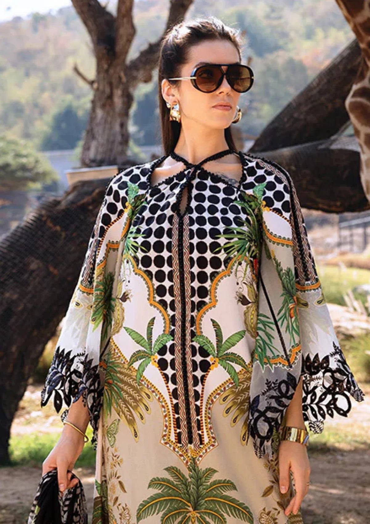 Printed Lawn 3-Piece Suit Sequin Work Front, Neckline & Daman Border with Chiffon Dupatta & Cambric Trouser