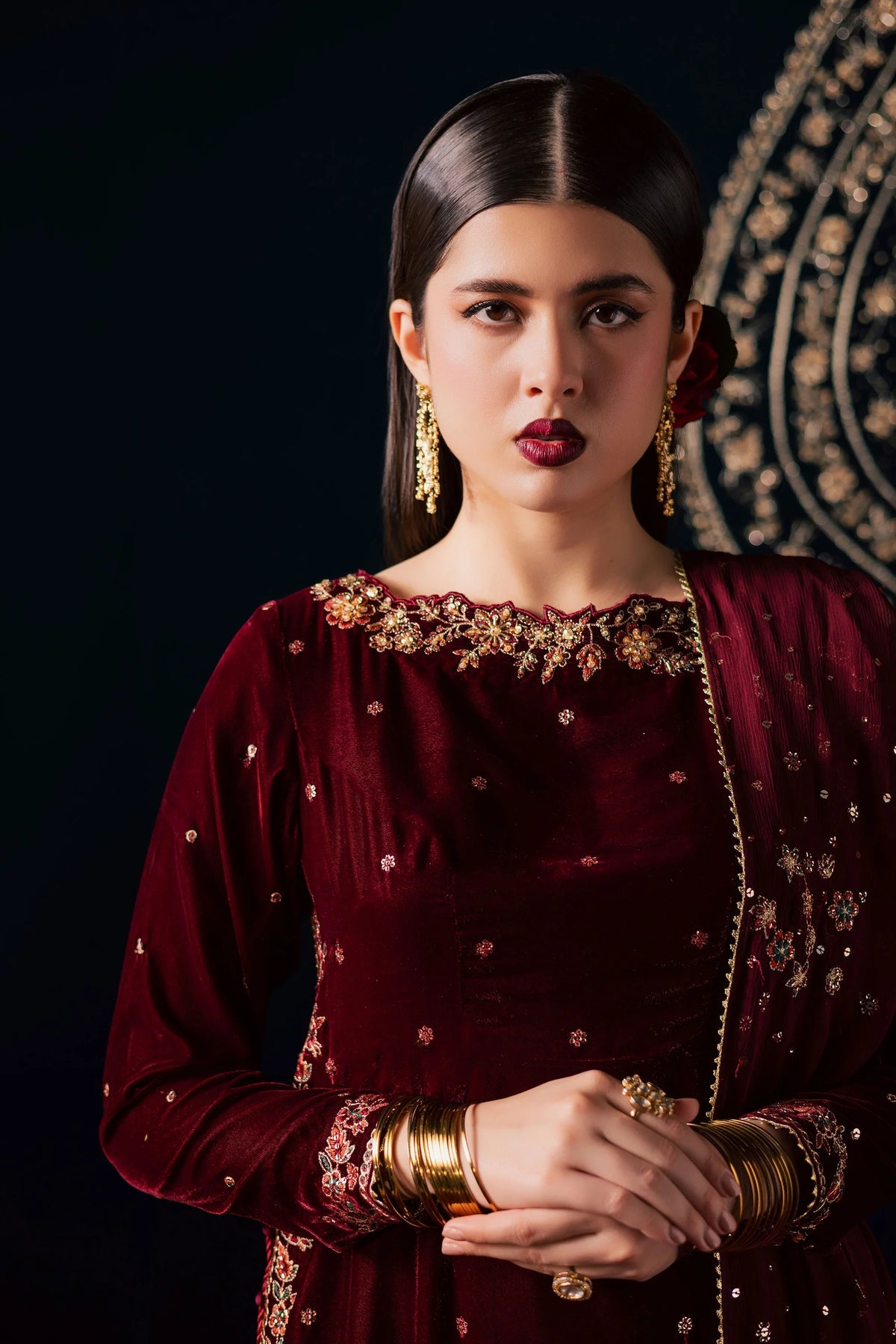 Ready-to-Wear Mehroon Luxury Velvet Embroidered 3-Piece Suit